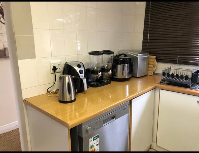 3 BEDROOM APARTMENT BLOCK RENTED IN UMGENI PARK